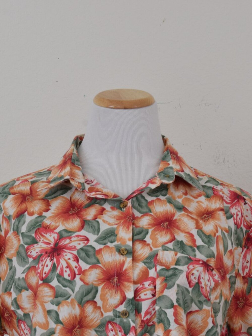 Vintage 90s Cotton Floral Women's Blouse by Fire-Islander | size Large - Picture 7 of 10